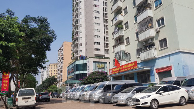 Cận cảnh khu đất công làm bãi xe biến hình thành cao ốc ở Hà Nội - Ảnh 13.