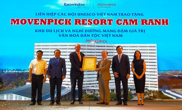 Eurowindow Holding đón quyết định công nhận 2 khách sạn nghỉ dưỡng tại Cam Ranh đạt chuẩn 5 sao - Ảnh 2.