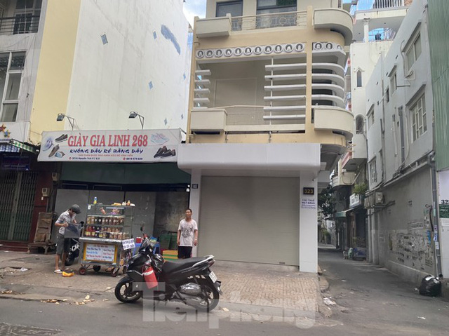 Nhà phố tiền tỷ thi nhau đóng cửa, treo biển cho thuê ở trung tâm Sài Gòn - Ảnh 6.